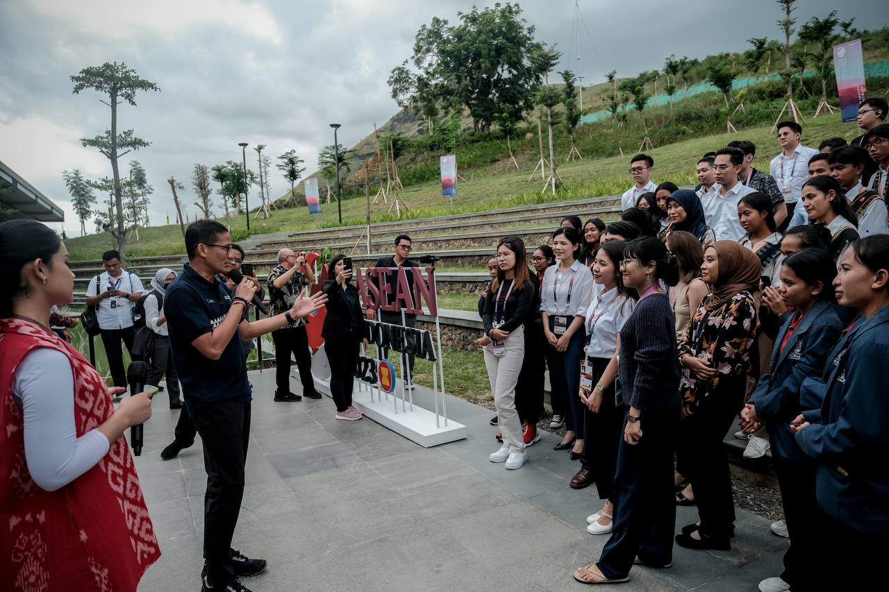 Menparekraf Dorong Inovasi Pemuda ASEAN untuk Keberlanjutan Lingkungan di Labuan Bajo
