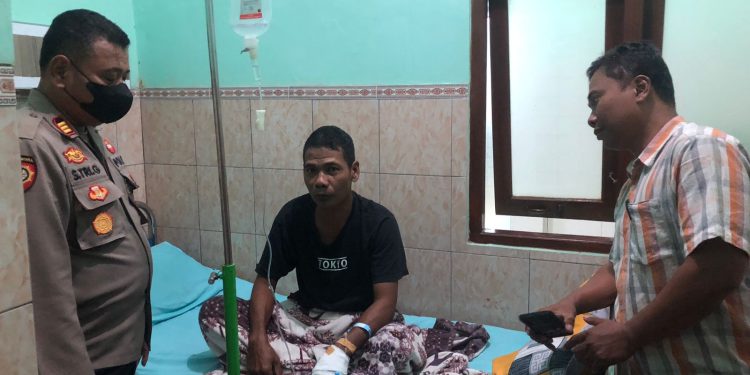 Diduga Keracunan Makanan Hajatan, Puluhan Warga di Dusun Pojok Dilarikan ke Puskesmas