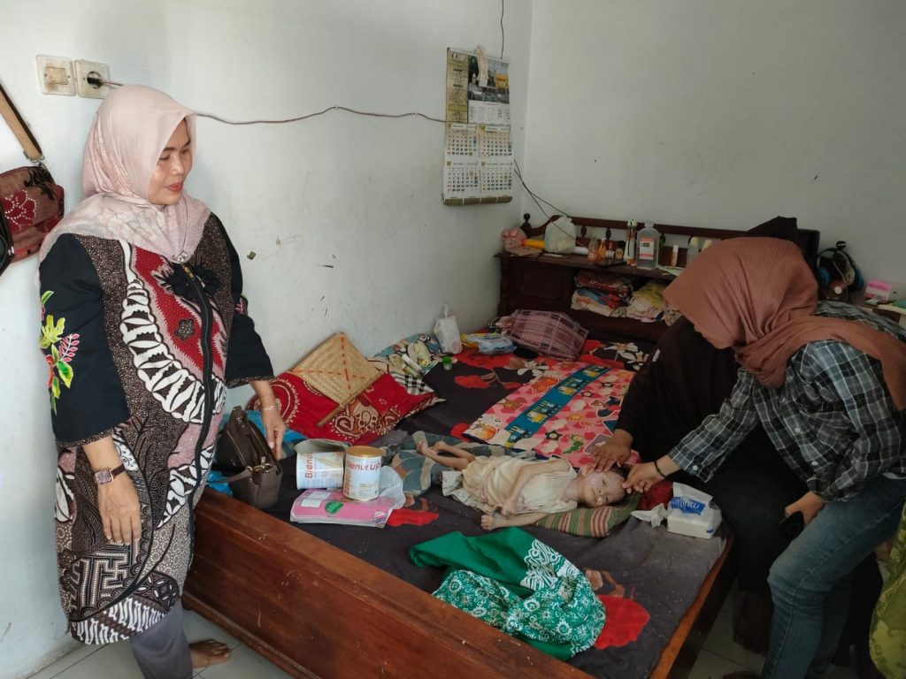 Cintya Balita Gizi Buruk Sudah Kembali ke Rumah, Rani Kakaknya Kembali Bersekolah