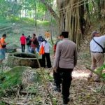 TNI-Polri Bersama Pemuda dan Komunitas Mbo’jolali Bersihkan Situs Bersejarah