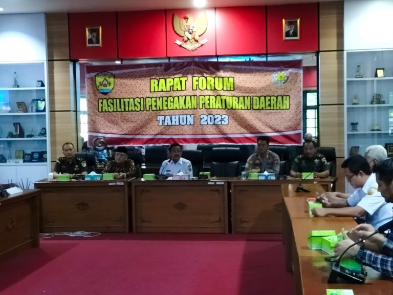 Tegakkan Perda, Karaoke Queen Bakal Ditutup
