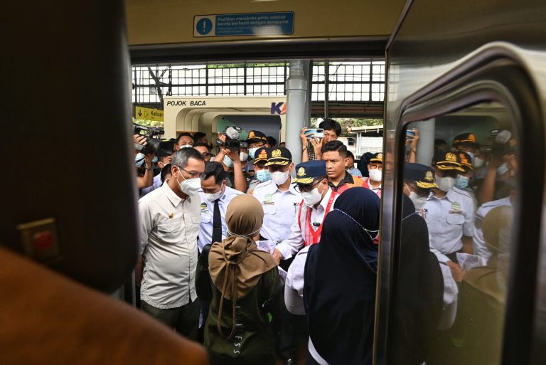 Puncak Arus Balik Kedua, Menhub Tinjau Stasiun Pasar Senen