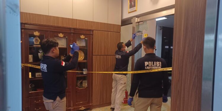 Polisi Tangkap 3 Orang yang Terlibat Penjualan Air Gun ke Pelaku Penembakan di Kantor MUI