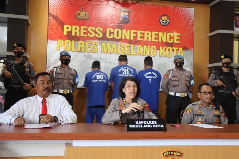 Gasak 37 Juta di Warung Mie, Tiga Pelaku Curat Ditangkap 1 DPO