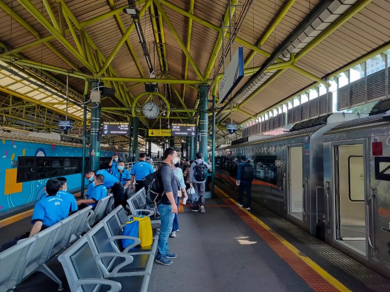 Mulai 1 Juni, 140 Perjalanan KA Jarak Jauh Waktu Tempuhnya Makin Singkat