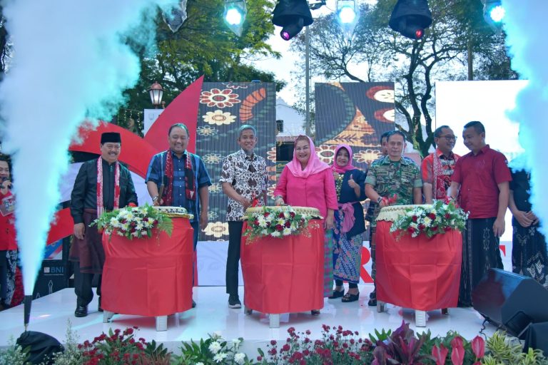 Lewat Parade Semarak 476, Mbak Ita Ingin Bangkitkan UMKM