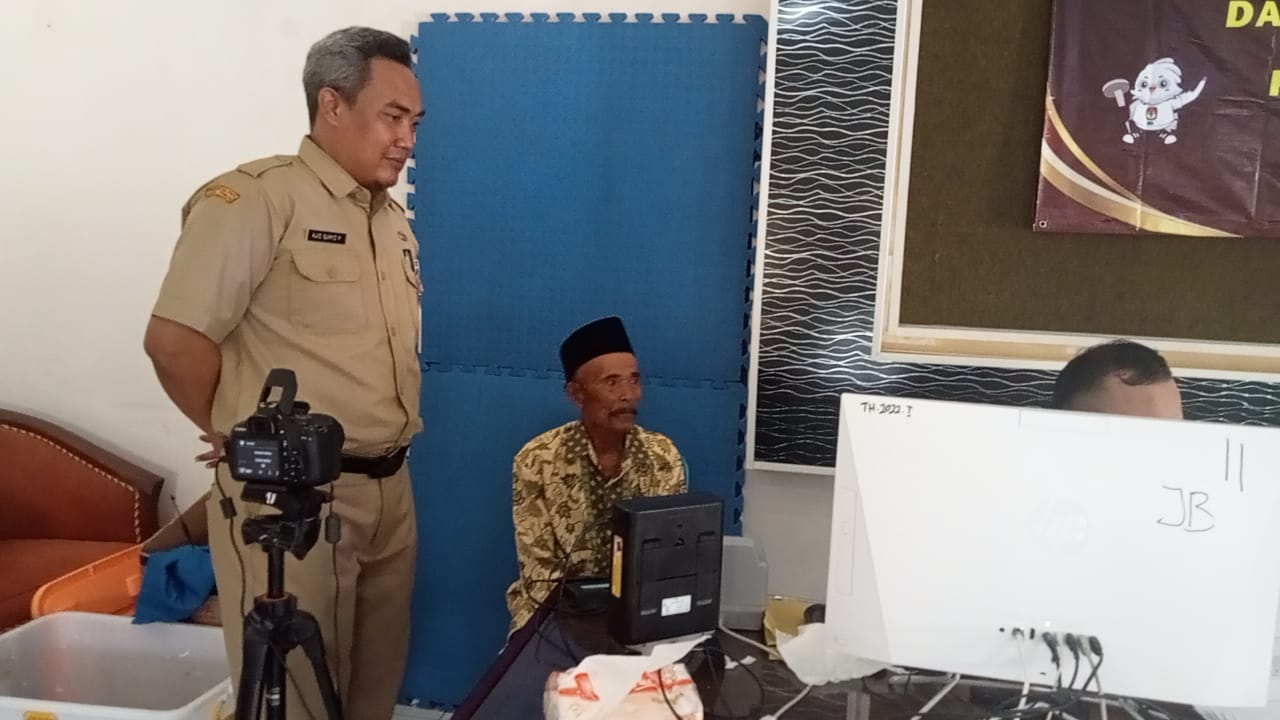 Masyarakat Antusias Ikuti Program Jemput Bola KTP-EL