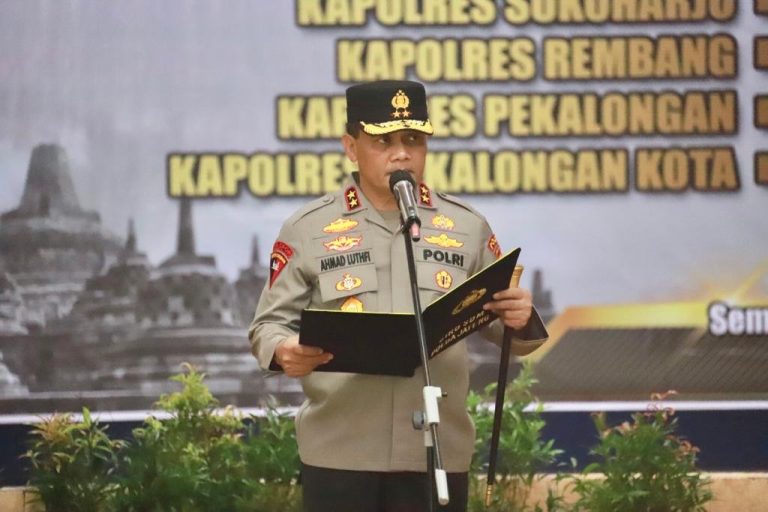 Kapolda Jateng Rotasi 15 Perwira Menengah, Tekankan Netralitas dan Soliditas Polri