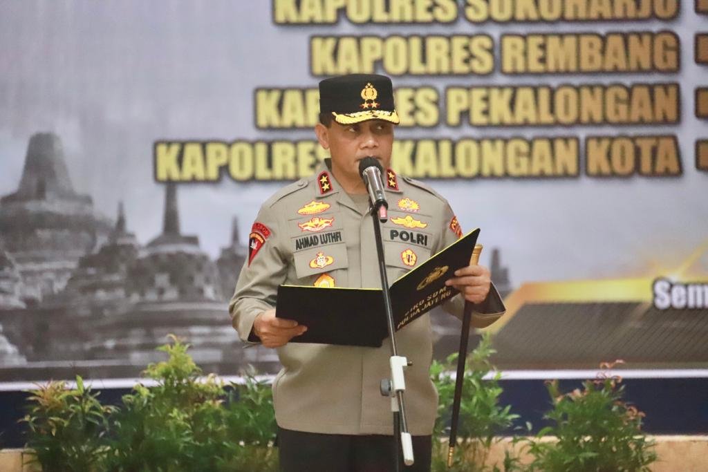 Kapolda Jateng Rotasi 15 Perwira Menengah, Tekankan Netralitas dan Soliditas Polri