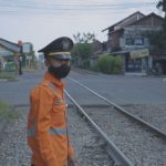KAI Beri Pengharhaan untuk Petugas PJL Penyelamat Pejalan Kaki di Perlintasan