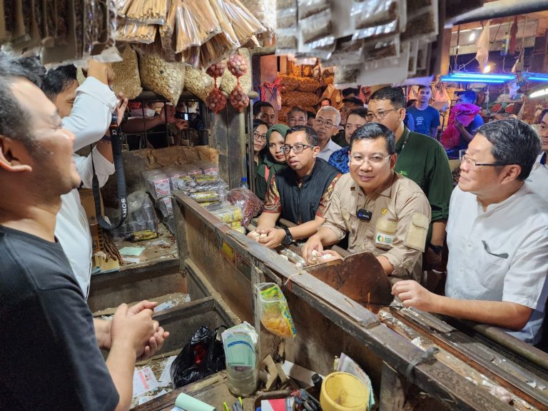 Bantuan Beras Capai 151 Ribu Ton, Bantuan Telur dan Daging Ayam Capai 74 Ribu Paket