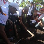 Memperingati Hari Bumi, Ganjar Ajak Masyarakat Tanam Pohon di Lokasi Bekas Tambang