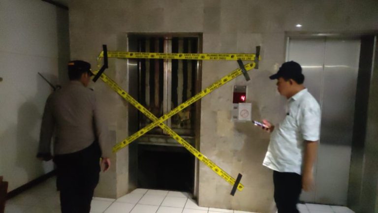 Lakukan Perawatan Rutin, Seorang Teknisi Tewas Terjepit Lift Kantor Gubernur Jateng