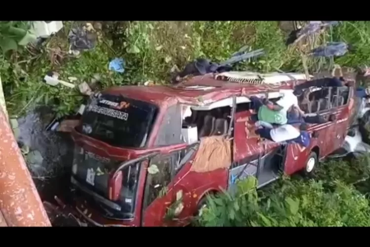 Dianggap Lalai, Polisi Tetapkan Sopir Bus Peziarah sebagai Tersangka