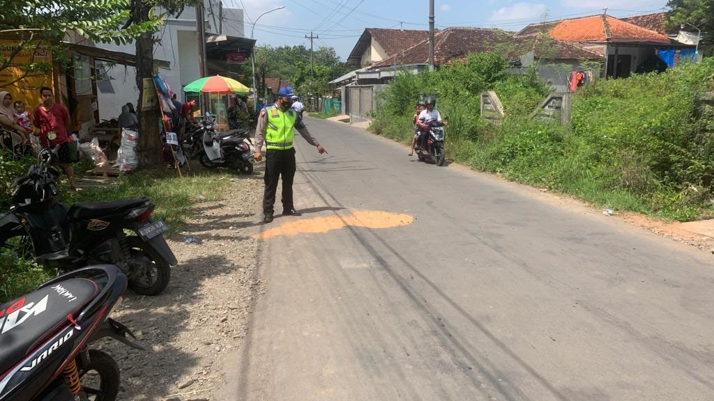 Tergelincir Saat Menyalip, Remaja Kudus Tewas Tertabrak Truk