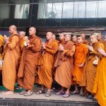Pelepasan keberangkatan para Bhante Thudong asal Thailand yang akan berjalan dari Kantor Kemenag menuju Candi Borobudur.