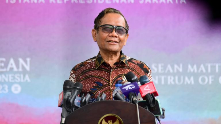 Presiden Instruksikan Tindaklanjuti Rekomendasi Penyelesaian Non-yudisial Pelanggaran HAM Berat