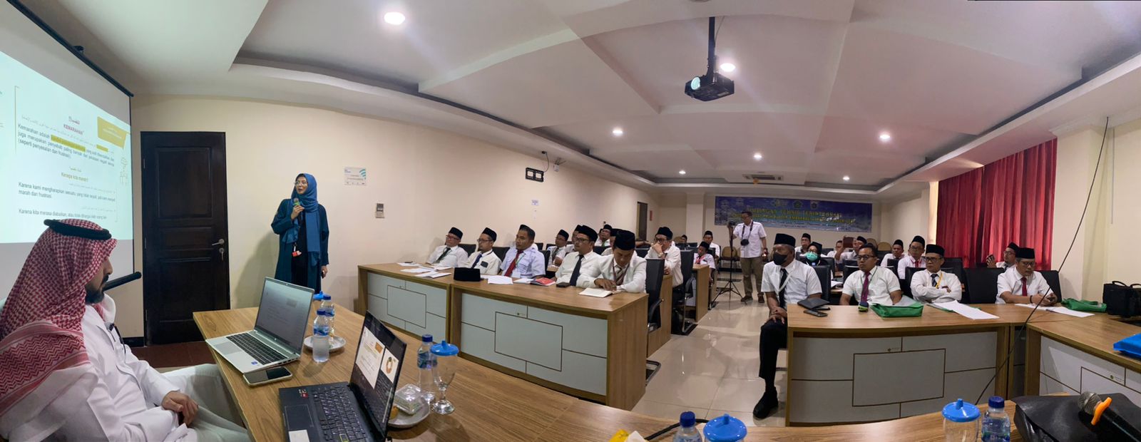 Perdana, Ketua Kloter Haji Dapat Pembekalan dari Kemenag dan Kemenhaj Saudi