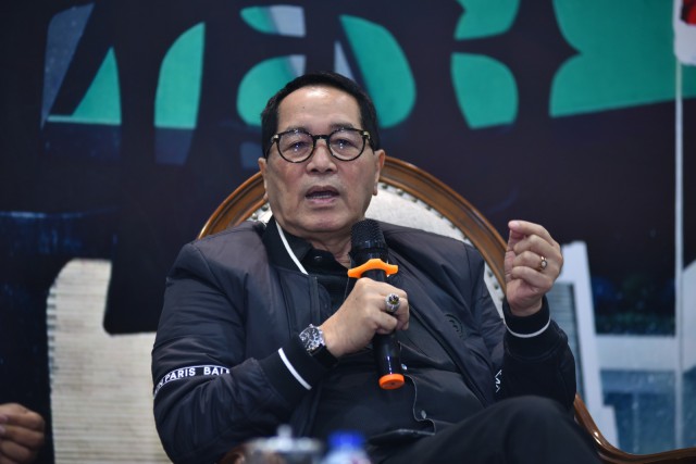 Anggota Baleg DPR RI Firman Soebagyo saat menjadi pembicara dalam Forum Legislasi di Media Center DPR RI, Nusantara III, Kamis (25/05).