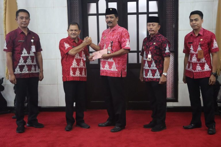 Empat Kades Nyaleg Terima Surat Pemberhentian dari Bupati Semarang
