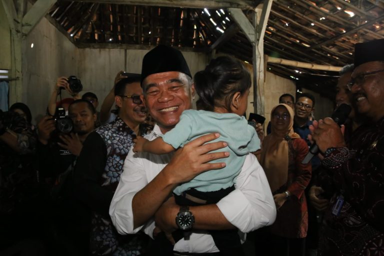 Menko PMK Minta Grobogan Tangani Stunting dan Kemiskinan Ekstrem Secara Terintegrasi