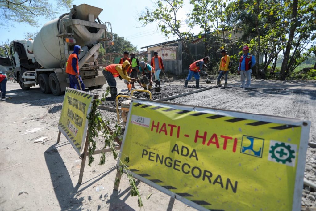 Pemprov Lakukan Penanganan Darurat dan Permanen Jalan Surakarta-Gemolong-Purwodadi