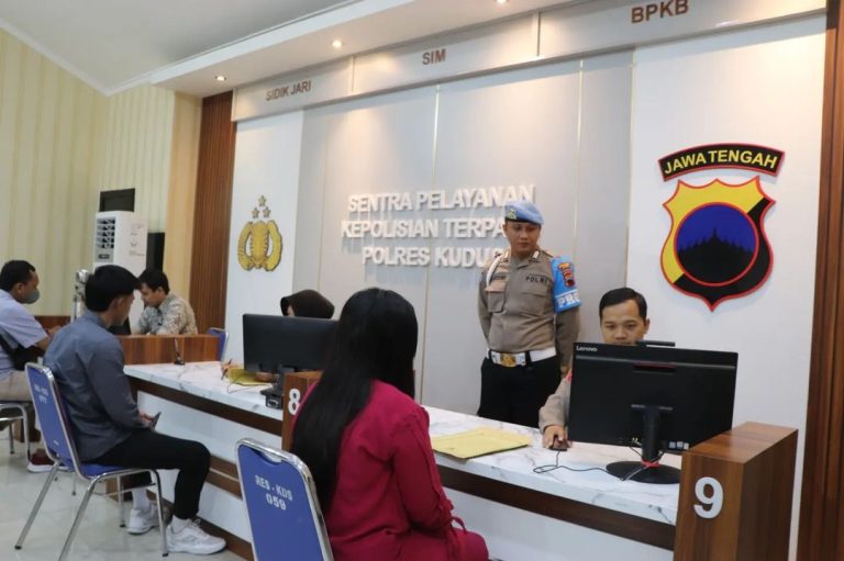 Permudah Pelayanan, Polres Kudus Bentuk SPKT