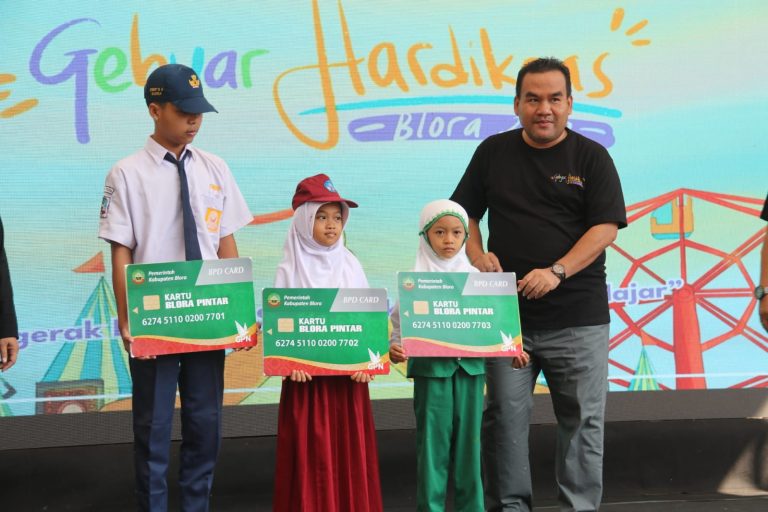 Kartu Blora Pintar Salah Satu Upaya Penanganan Anak Tidak Sekolah