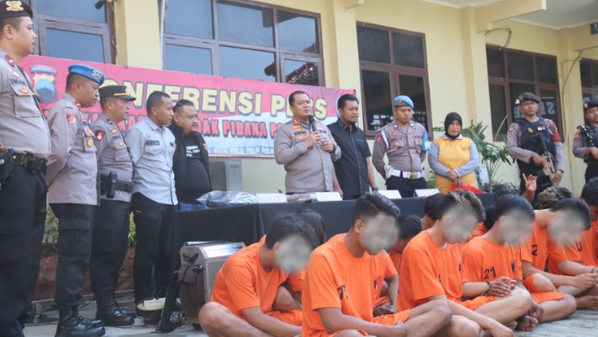 Polres Brebes Amankan 14 Pelaku Pengroyokan