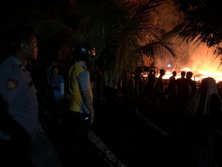 Kebakaran Ludeskan 2 Rumah Warga Mondokan Sragen, 5 Ekor Kambing Terpanggang
