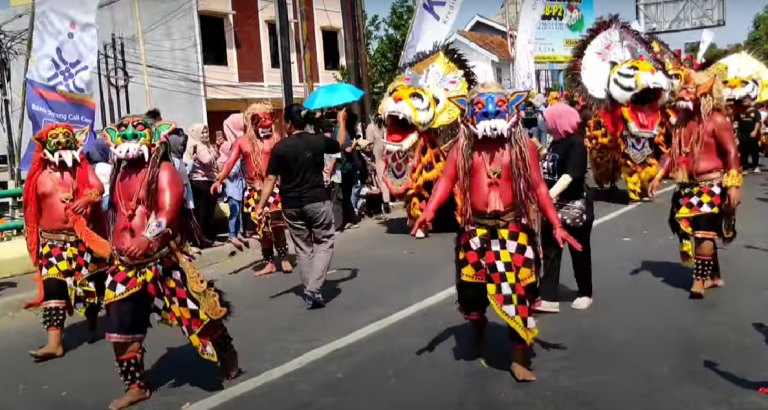 Inovasi Grebeg Besar Demak, Disajikan dalam Kemasan Stage On The Street