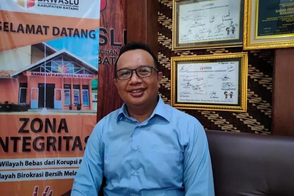 Empat Kades Bacaleg Diingatkan Bawaslu Batang untuk Tidak Mencuri Start Kampanye