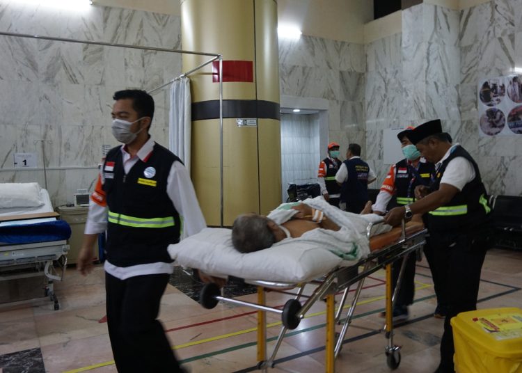 Tiba di Makkah, 1 Jemaah Haji Lansia Alami Gangguan Paru, Kondisi Sudah Membaik