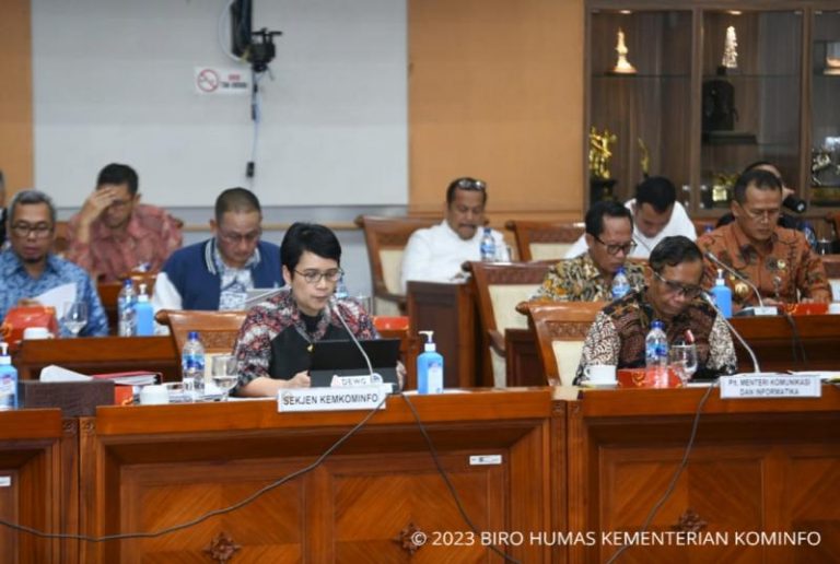 Jalankan Instruksi Presiden, Kominfo Lanjutkan Pembangunan BTS 4G