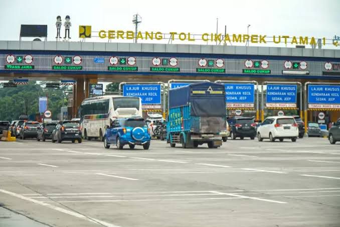Libur Panjang, 482.363 Kendaraan Tinggalkan Jabotabek Melalui Jalan Tol