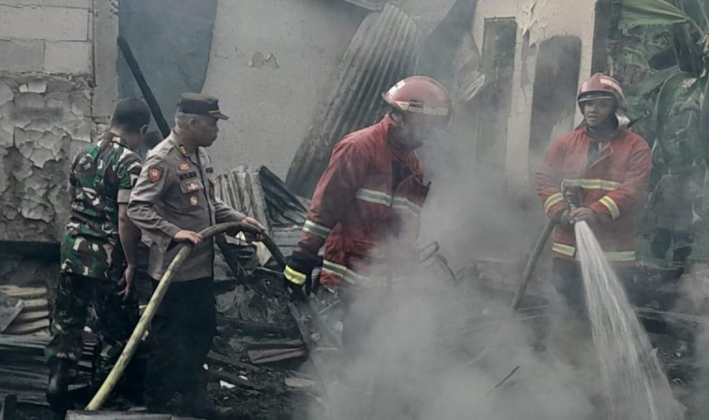 Ditinggal Berjualan ke Pasar, Rumah Warga Cipaku, Mrebet Ludes Terbakar (Foto: Dok Humas Polres Purbalingga)
