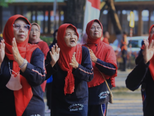 Pemkab Sragen Ajak Lansia Refresing dengan Senam Sehat Bersama