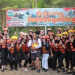15 Finalis Putri Otonomi Indonesia Bermain River Tubing di Sendang Dalem Kebumen