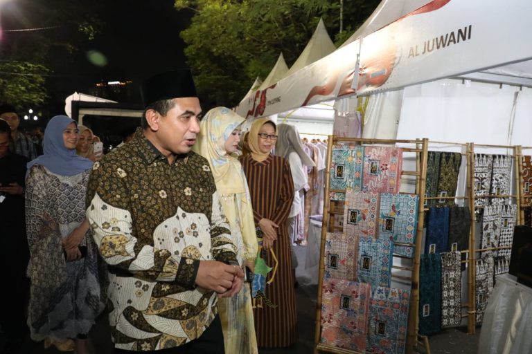 Wagub Taj Yasin Minta Duta Muslimah Preneur Ikut Promosikan Wisata Halal