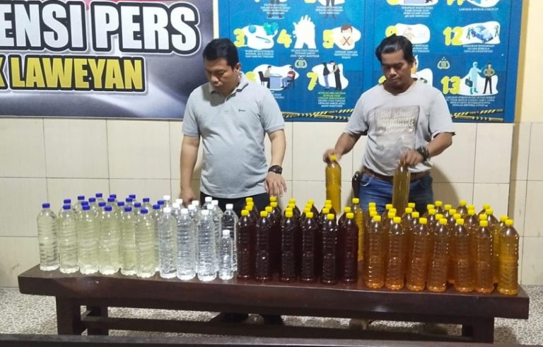 Polsek Laweyan Berhasil Amankan Sebuah Mobil Bawa 88 Botol Miras