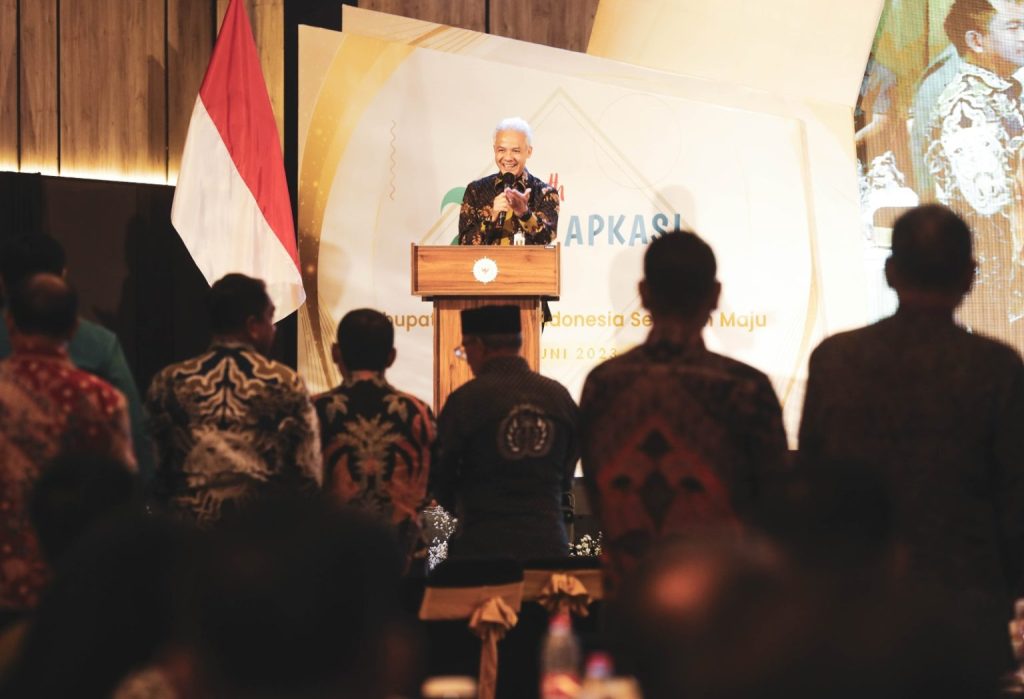 Di Hadapan Bupati se-Indonesia, Ganjar Tekankan Pentingnya Harmonisasi dan Sinkronisasi