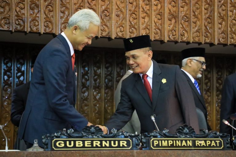 Dilantik, Sumanto Resmi Jabat Ketua DPRD Jawa Tengah