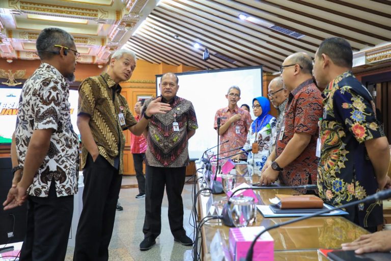 Verifikasi dan Validasi Data Rampung, Ganjar Optimalkan Penanganan Kemiskinan Ekstrem