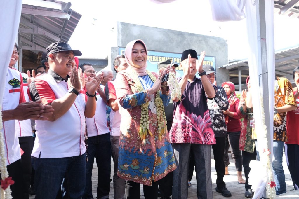 Gunakan Dana Desa, Bupati Sri Mulyani Resmikan Pasar Krido Mulyo Prambanan