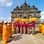 Ribuan Umat Buddha Rayakan Puncak Tri Suci Waisak di Candi Sojiwan