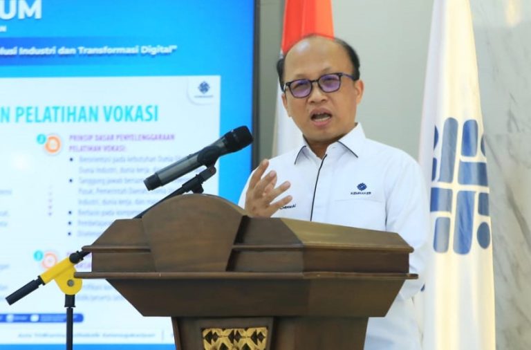 Gagal SNBT? Kemnaker Buka Kesempatan Kuliah Gratis di Polteknaker
