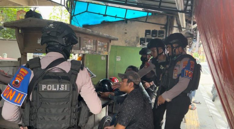 Tim Sparta Polresta Surakarta Amankan Delapan Debt Collector