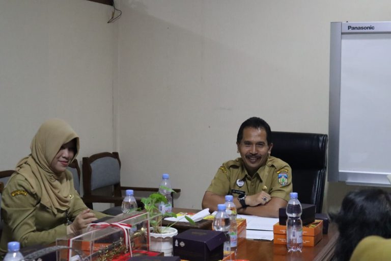 Dinkes dan Satpol PP Diperintahkan Perketat Pengawasan Penjualan Obat