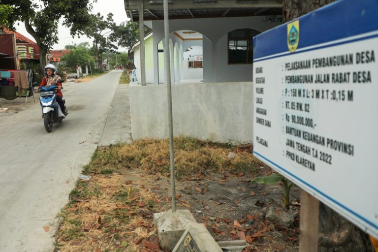 Bantuan Pembangunan Infrastruktur Pemprov Jateng Rp1,7 M, Atasi Masalah Warga Desa Klareyan