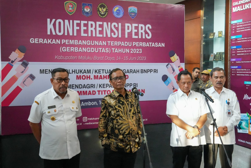 Menko Mahfud Tegaskan Pengembangan Jaringan Komunikasi di PPKT Terus Dilanjutkan